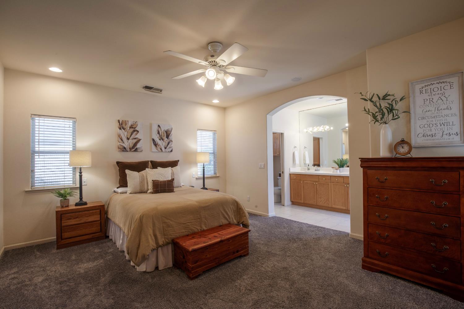 2717 San Gabriel Ave, Clovis, CA 93611