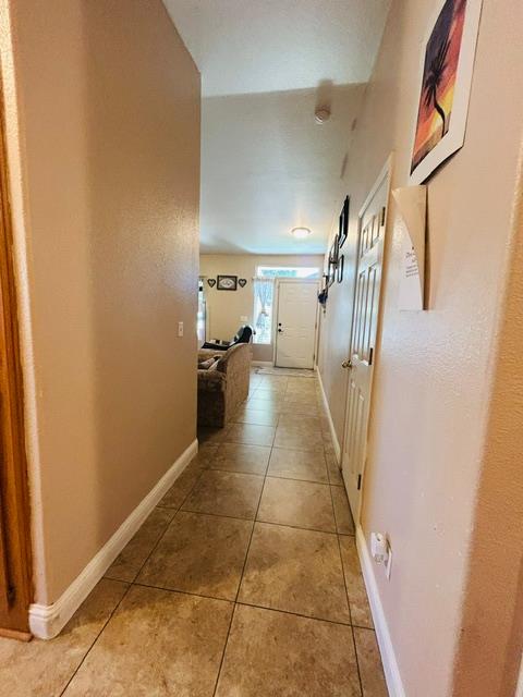 22332 2nd Ct, San Joaquin, CA 93660