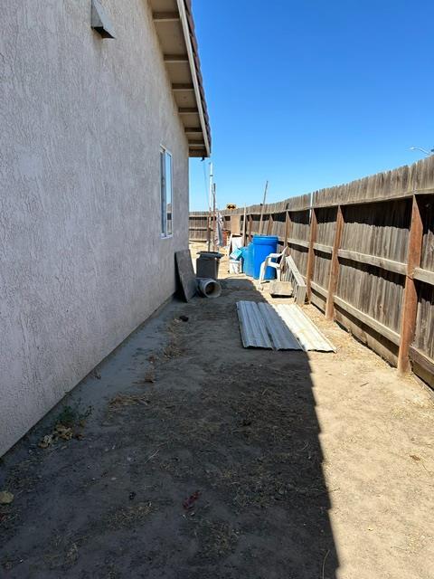 22332 2nd Ct, San Joaquin, CA 93660