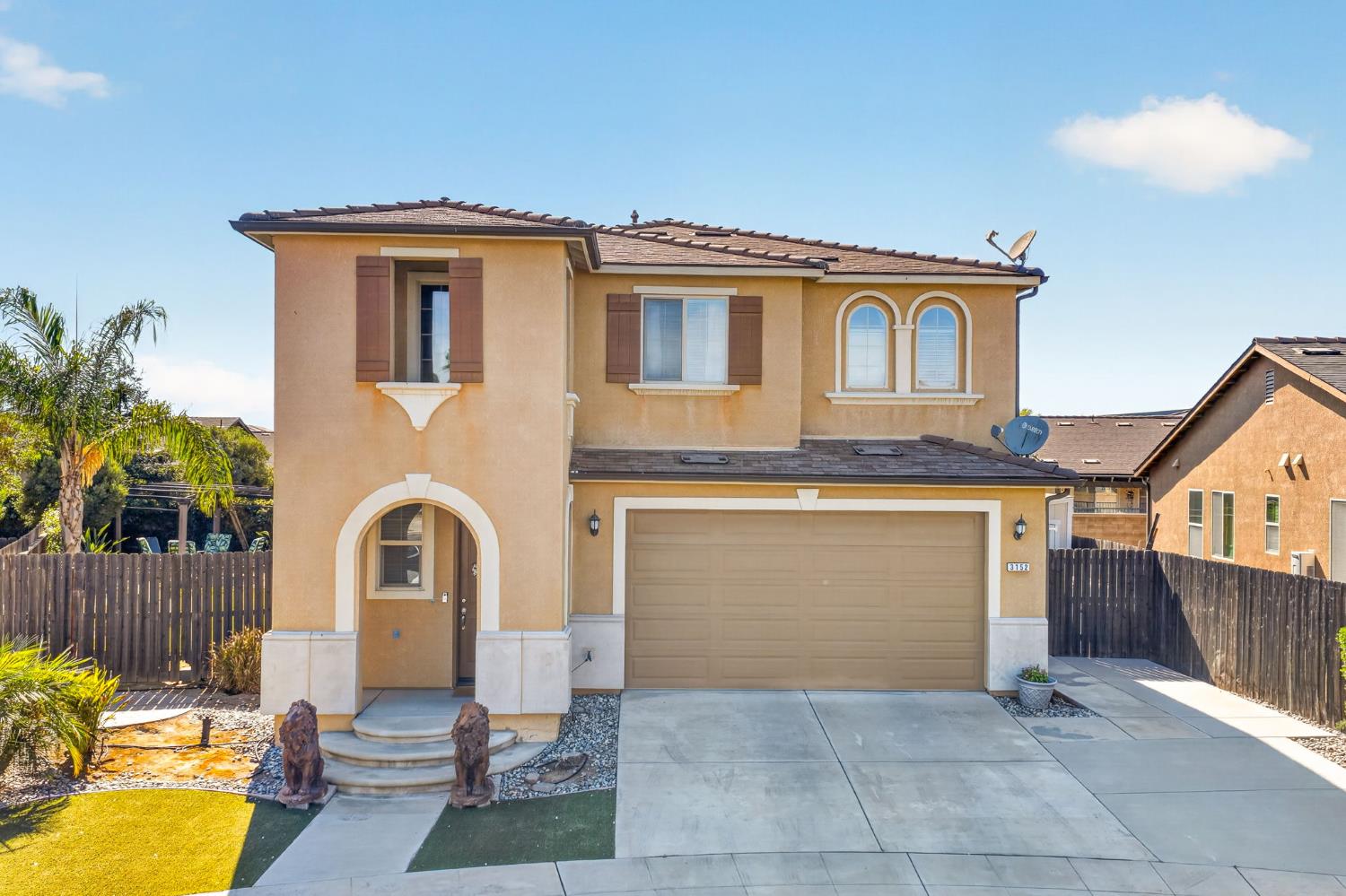 3152 Maine Ave, Clovis, CA 93619