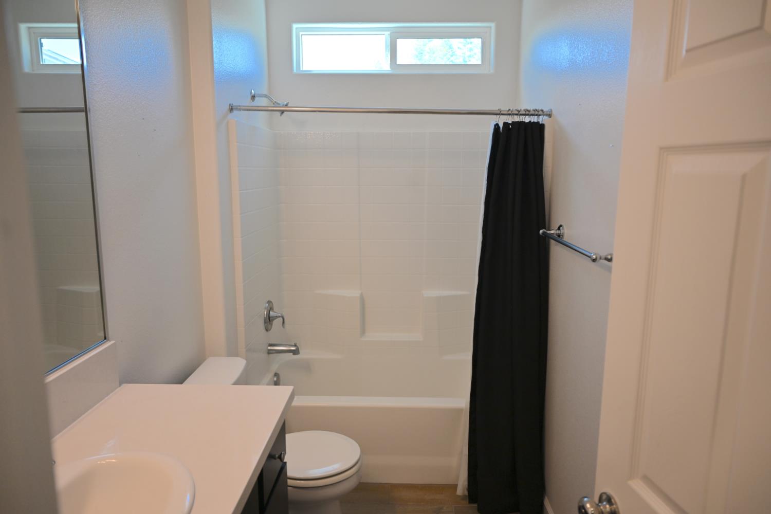 7383 E Homan Ave, Fresno, CA 93737