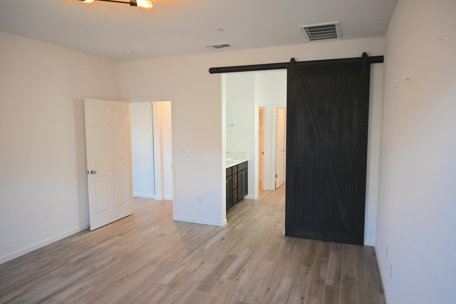 7383 E Homan Ave, Fresno, CA 93737