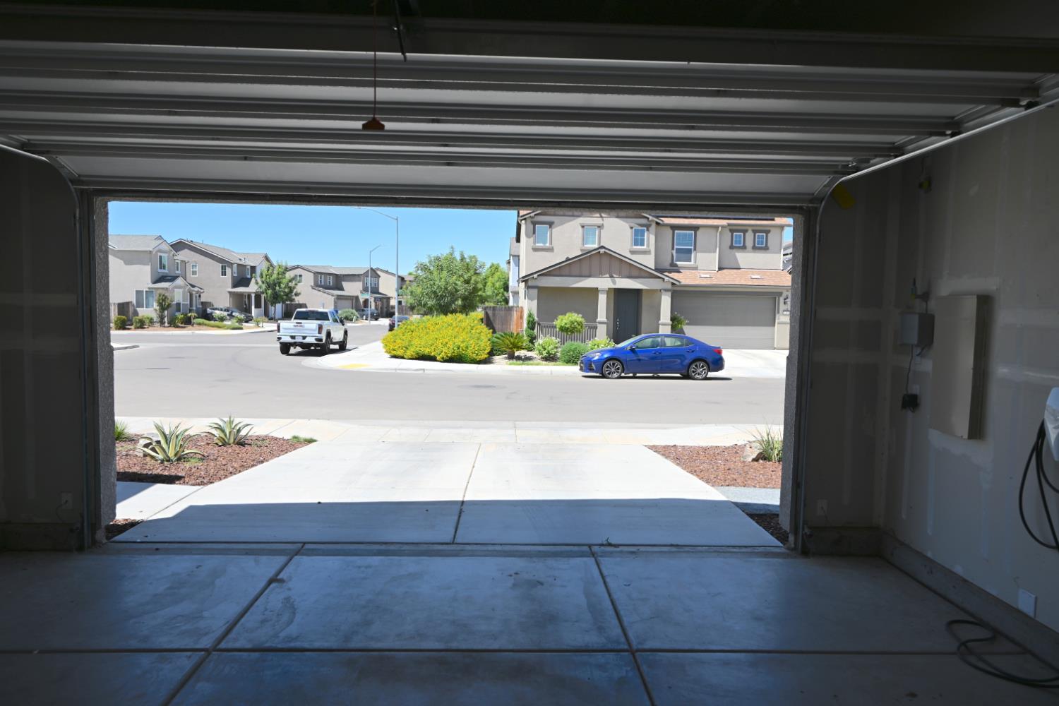 7383 E Homan Ave, Fresno, CA 93737