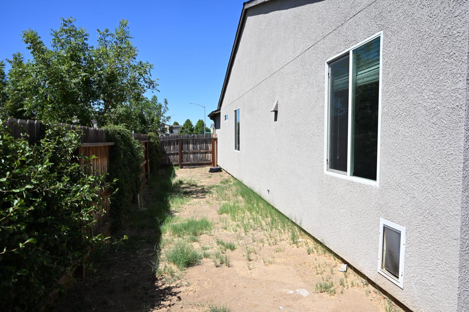 7383 E Homan Ave, Fresno, CA 93737