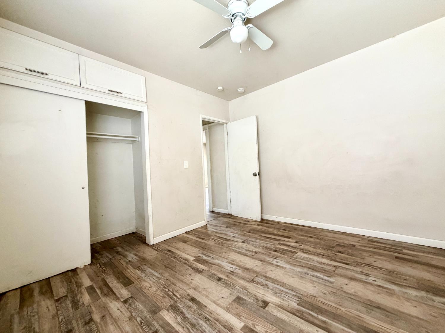 232 Hull Ave, Madera, CA 93638