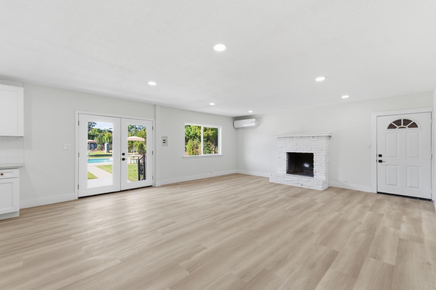 5421 E Liberty Ave, Fresno, CA 93727