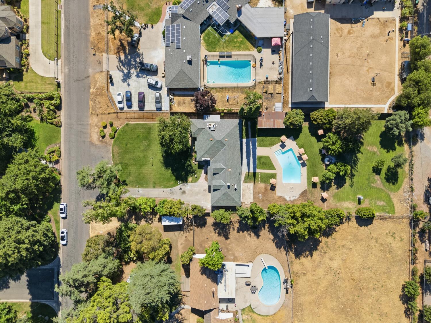 5421 E Liberty Ave, Fresno, CA 93727