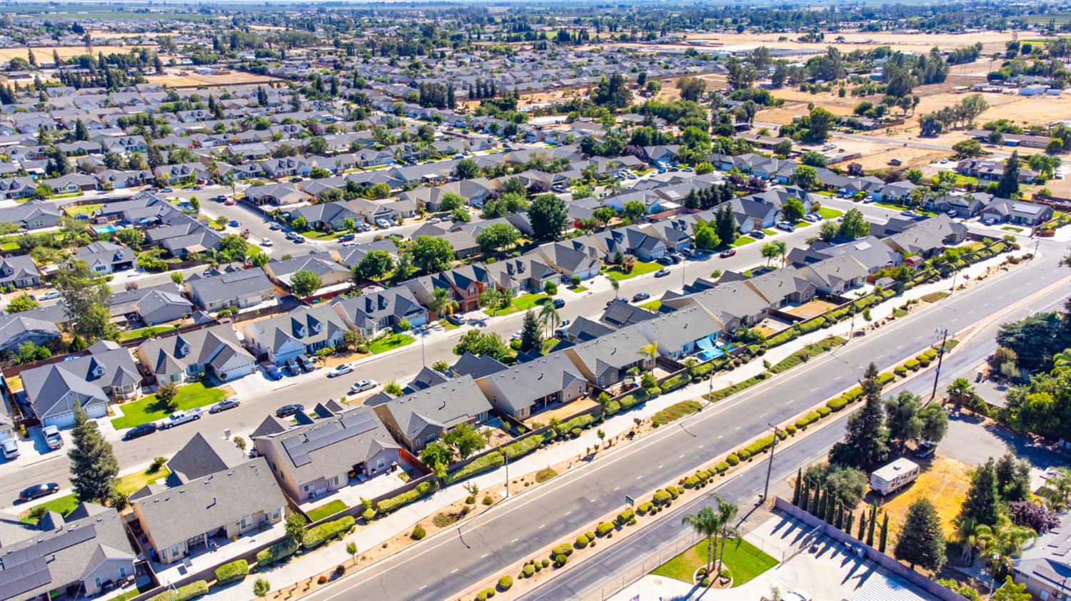 5157 W Hunter Ave, Fresno, CA 93722