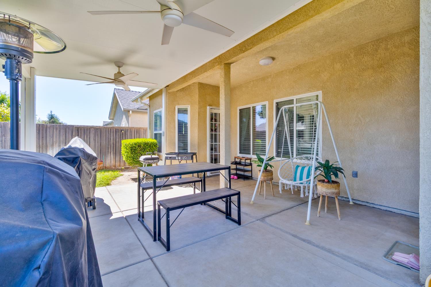 5157 W Hunter Ave, Fresno, CA 93722