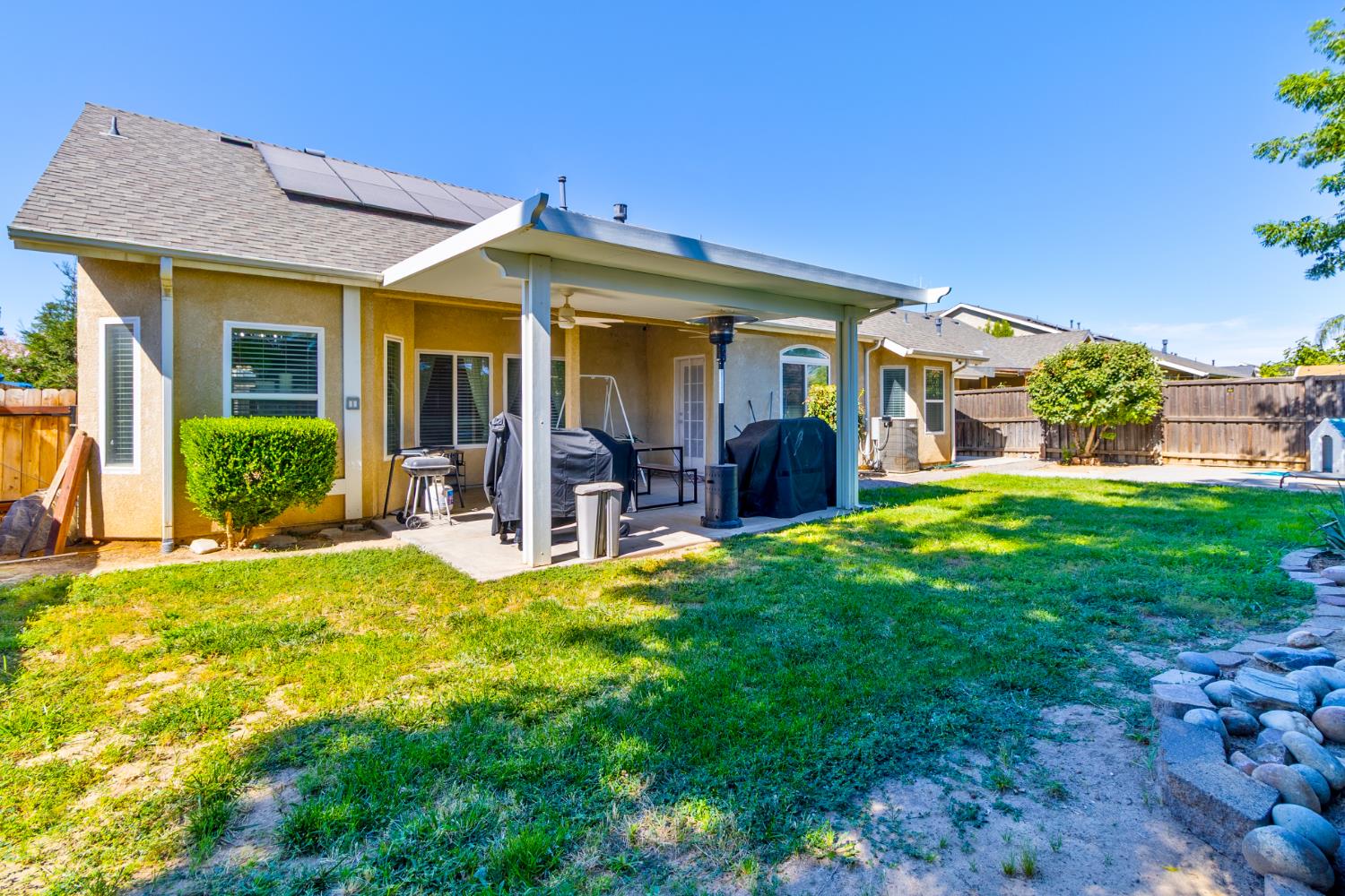 5157 W Hunter Ave, Fresno, CA 93722