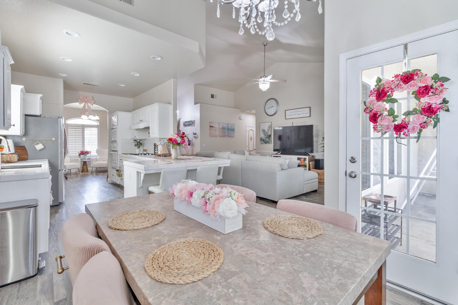 5157 W Hunter Ave, Fresno, CA 93722