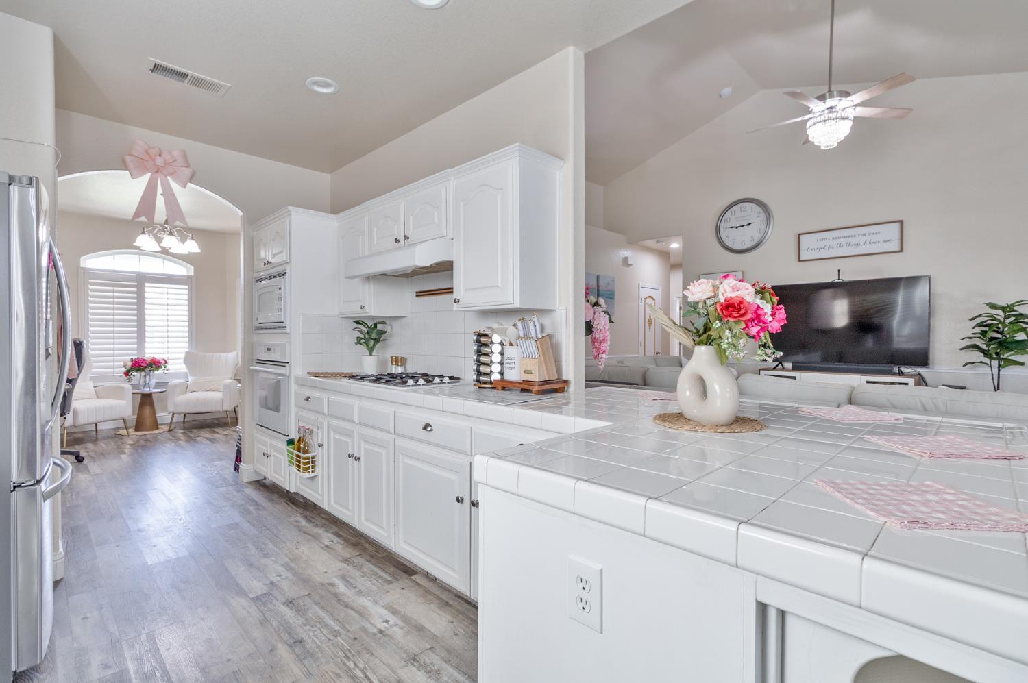 5157 W Hunter Ave, Fresno, CA 93722