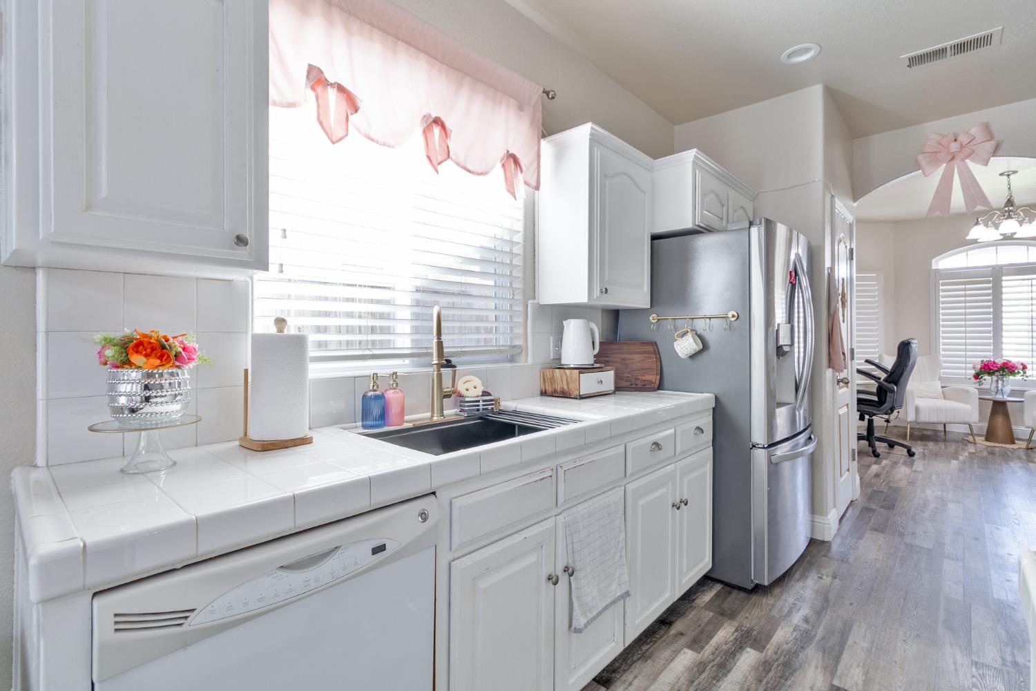 5157 W Hunter Ave, Fresno, CA 93722