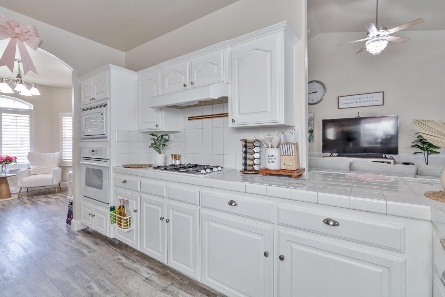 5157 W Hunter Ave, Fresno, CA 93722