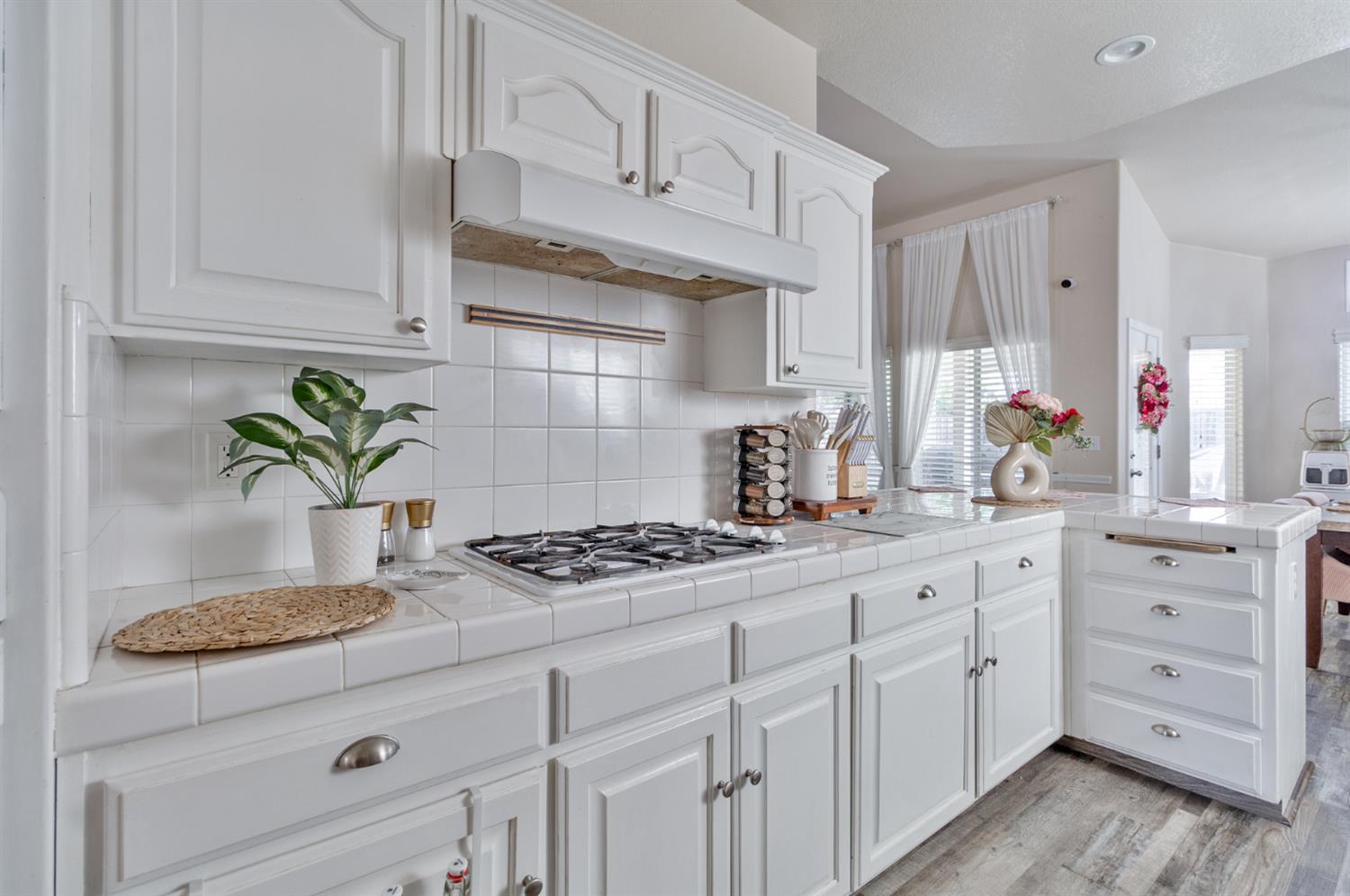 5157 W Hunter Ave, Fresno, CA 93722