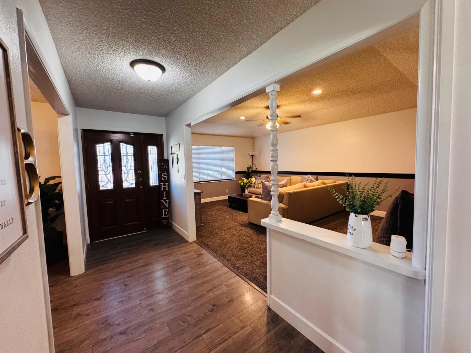 2560 Chestnut St, Hanford, CA 93230