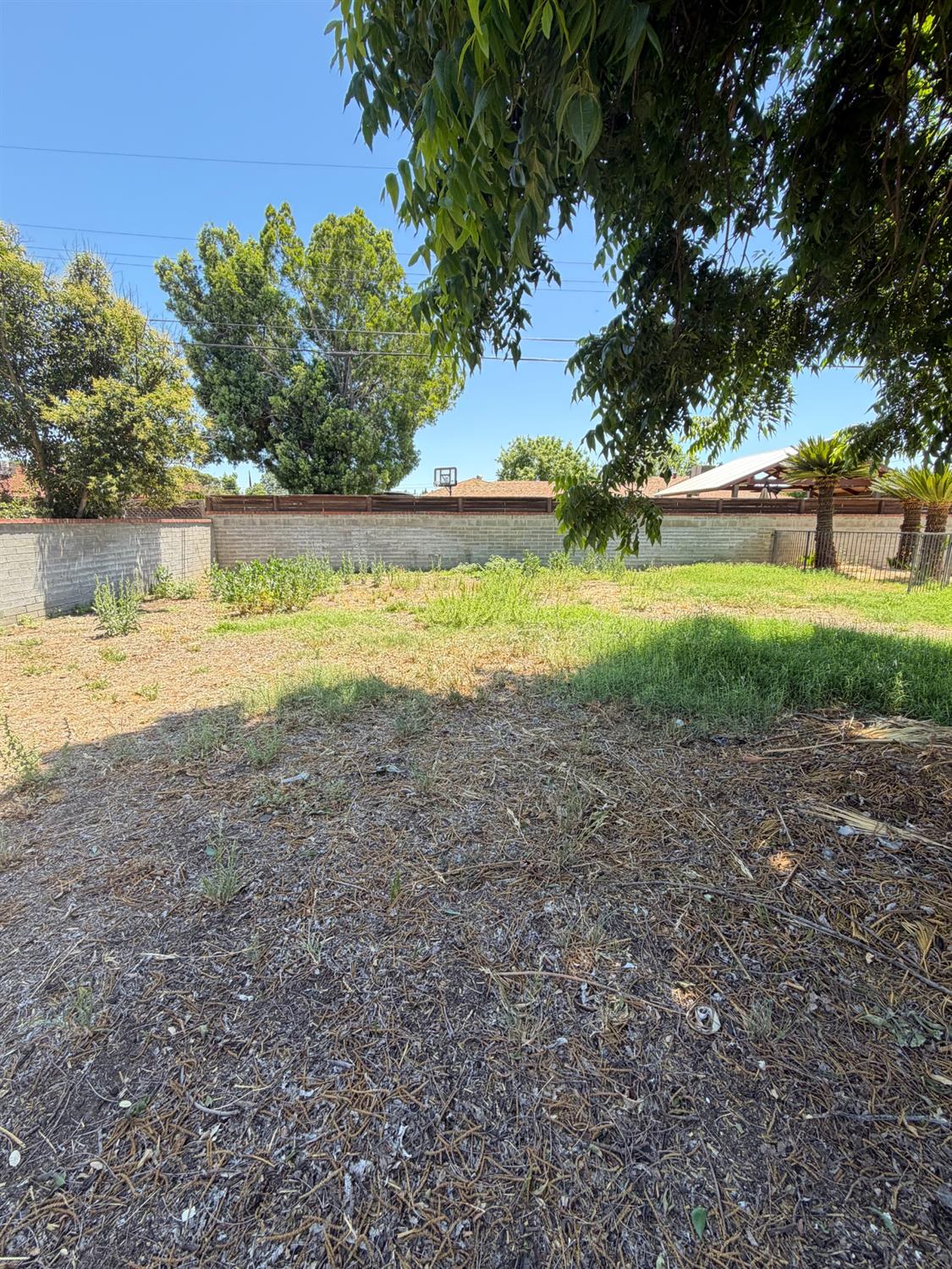 5012 E Belmont Ave, Fresno, CA 93727