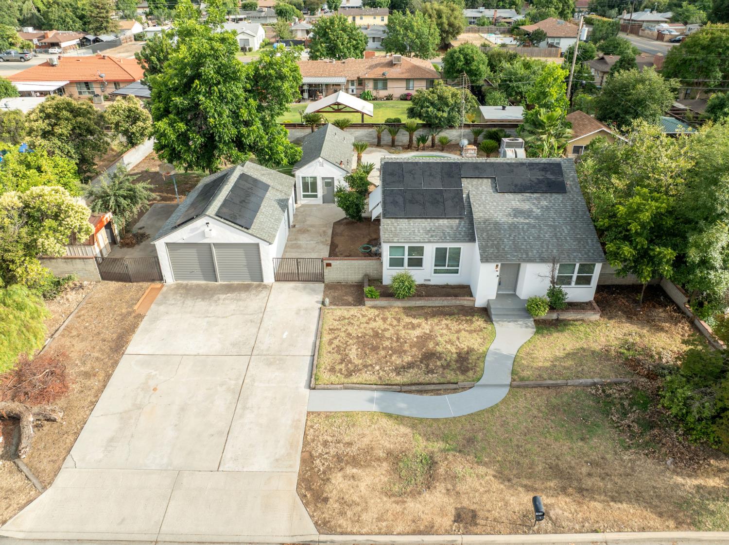 5012 E Belmont Ave, Fresno, CA 93727