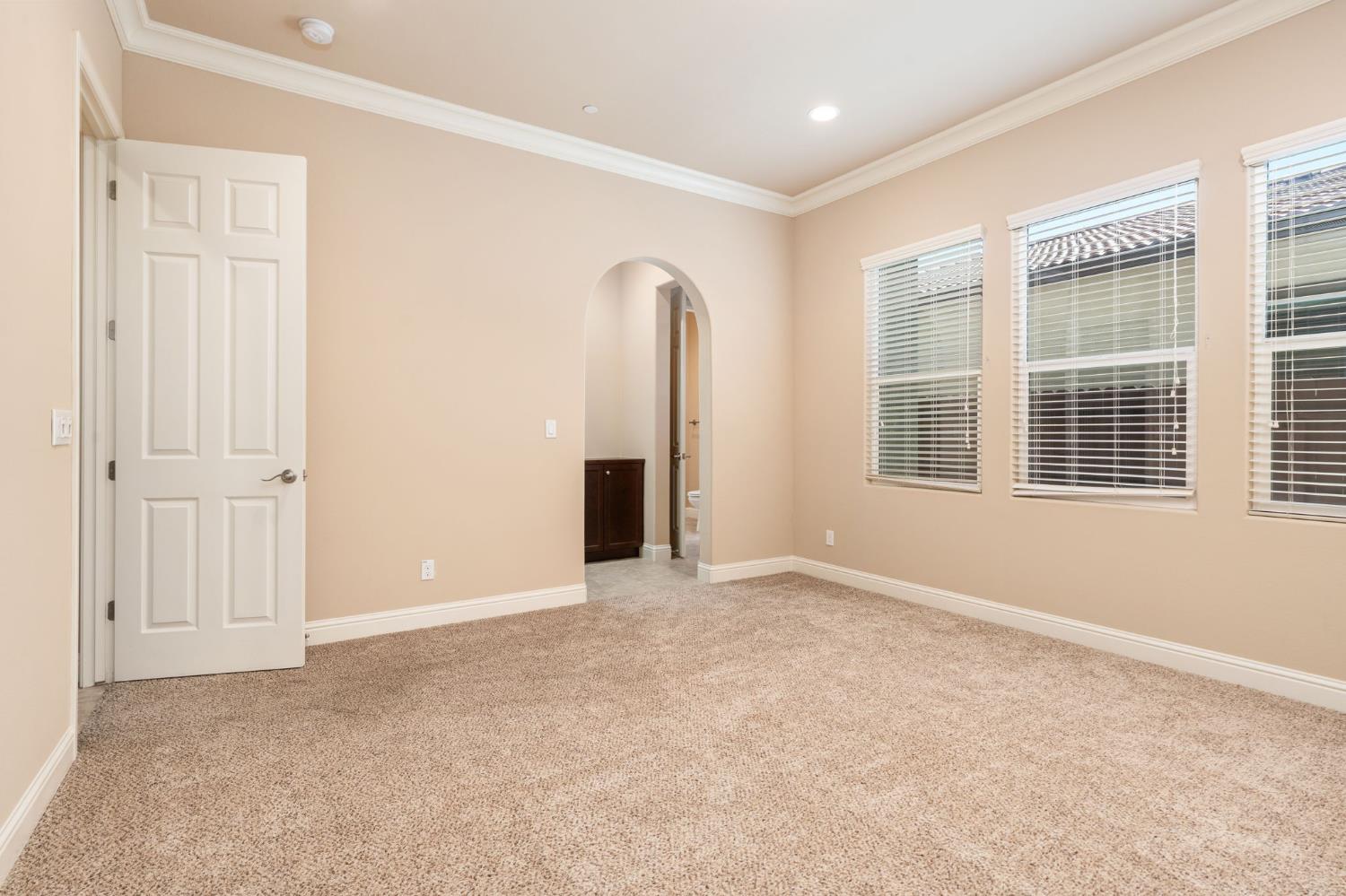 3264 Quincy Ave, Clovis, CA 93619