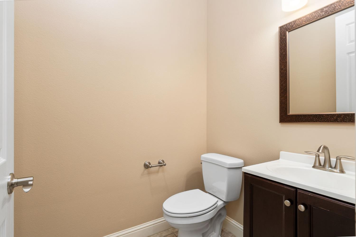 3264 Quincy Ave, Clovis, CA 93619
