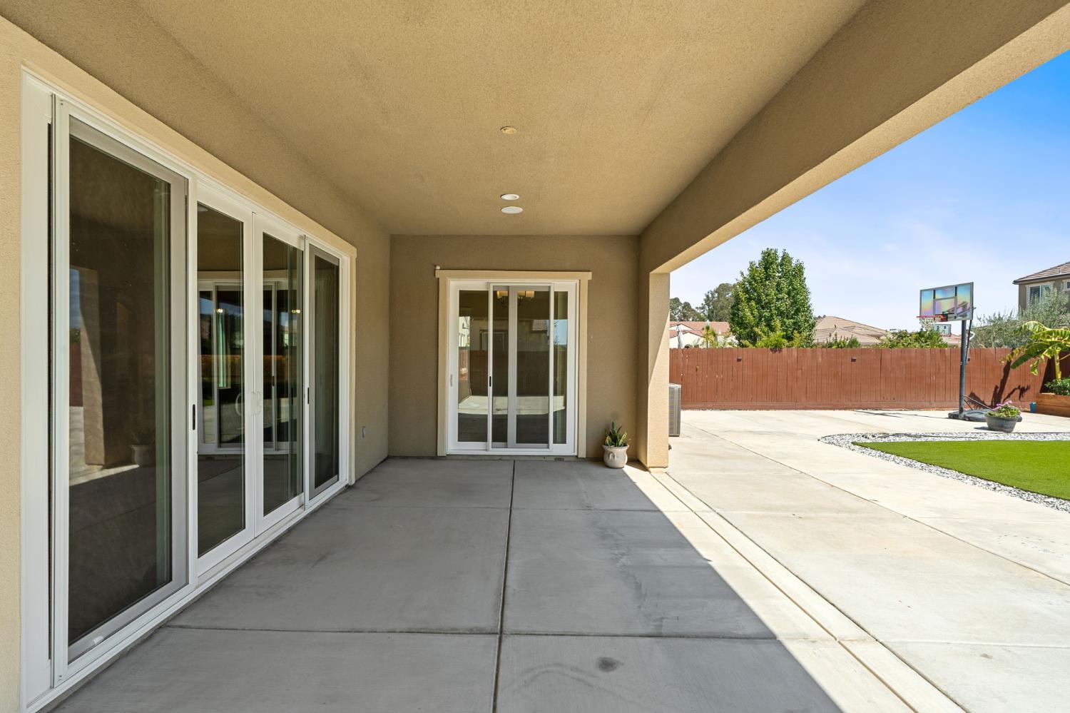 3264 Quincy Ave, Clovis, CA 93619