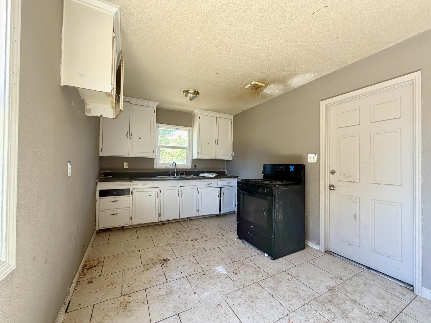 2509 S Lotus Ave, Fresno, CA 93706