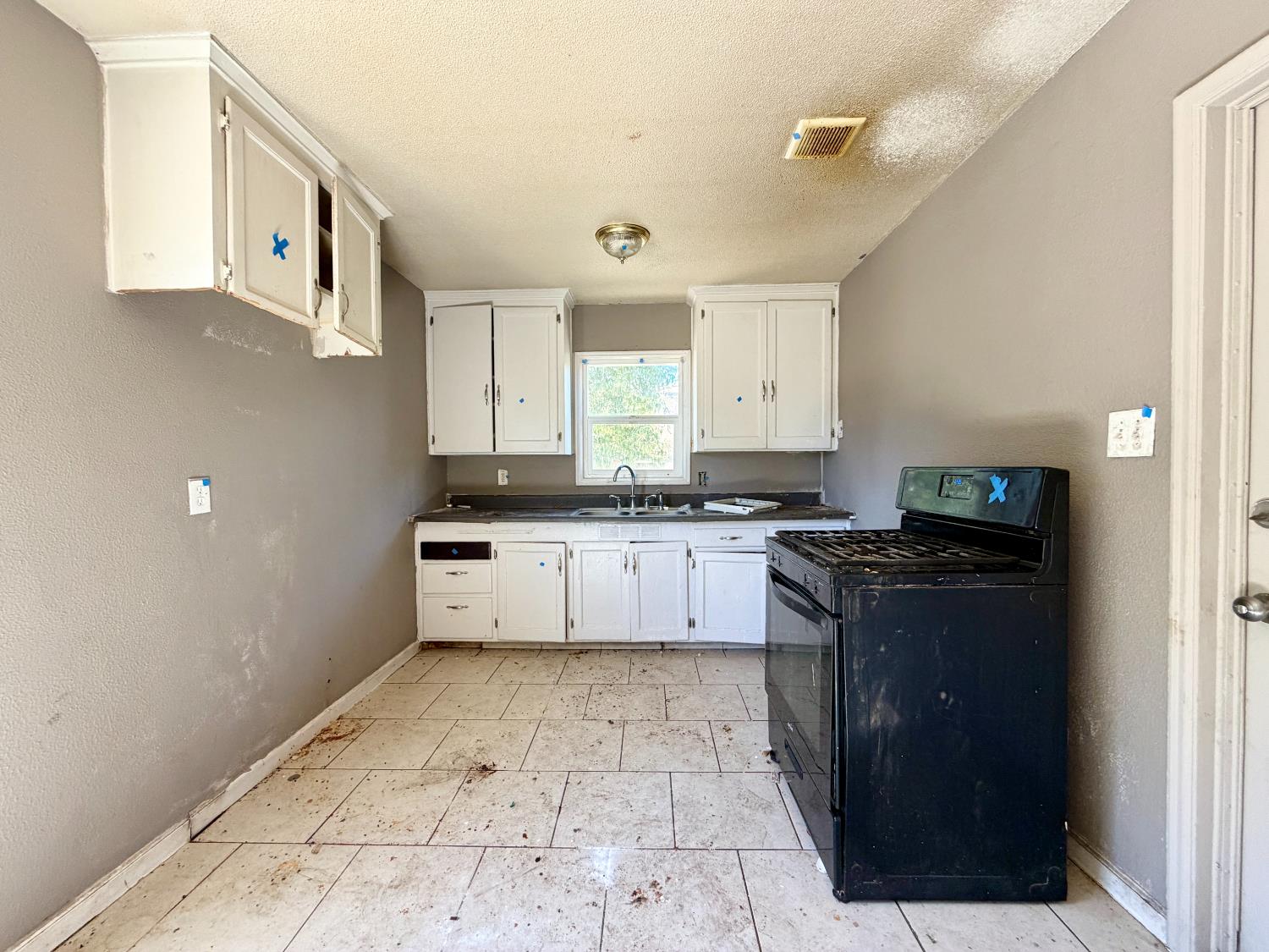 2509 S Lotus Ave, Fresno, CA 93706