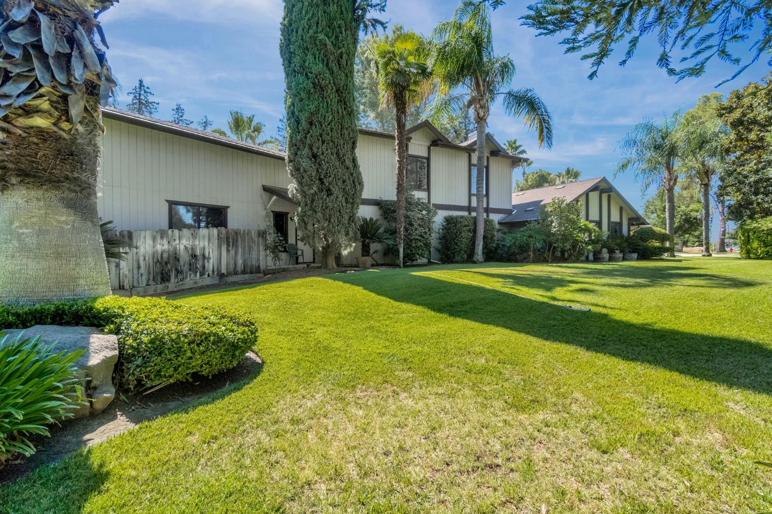 19117 Farallon Rd, Madera, CA 93638