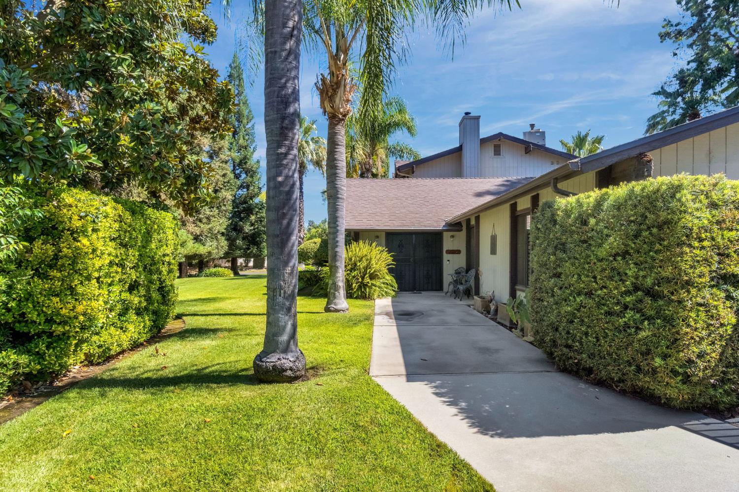 19117 Farallon Rd, Madera, CA 93638