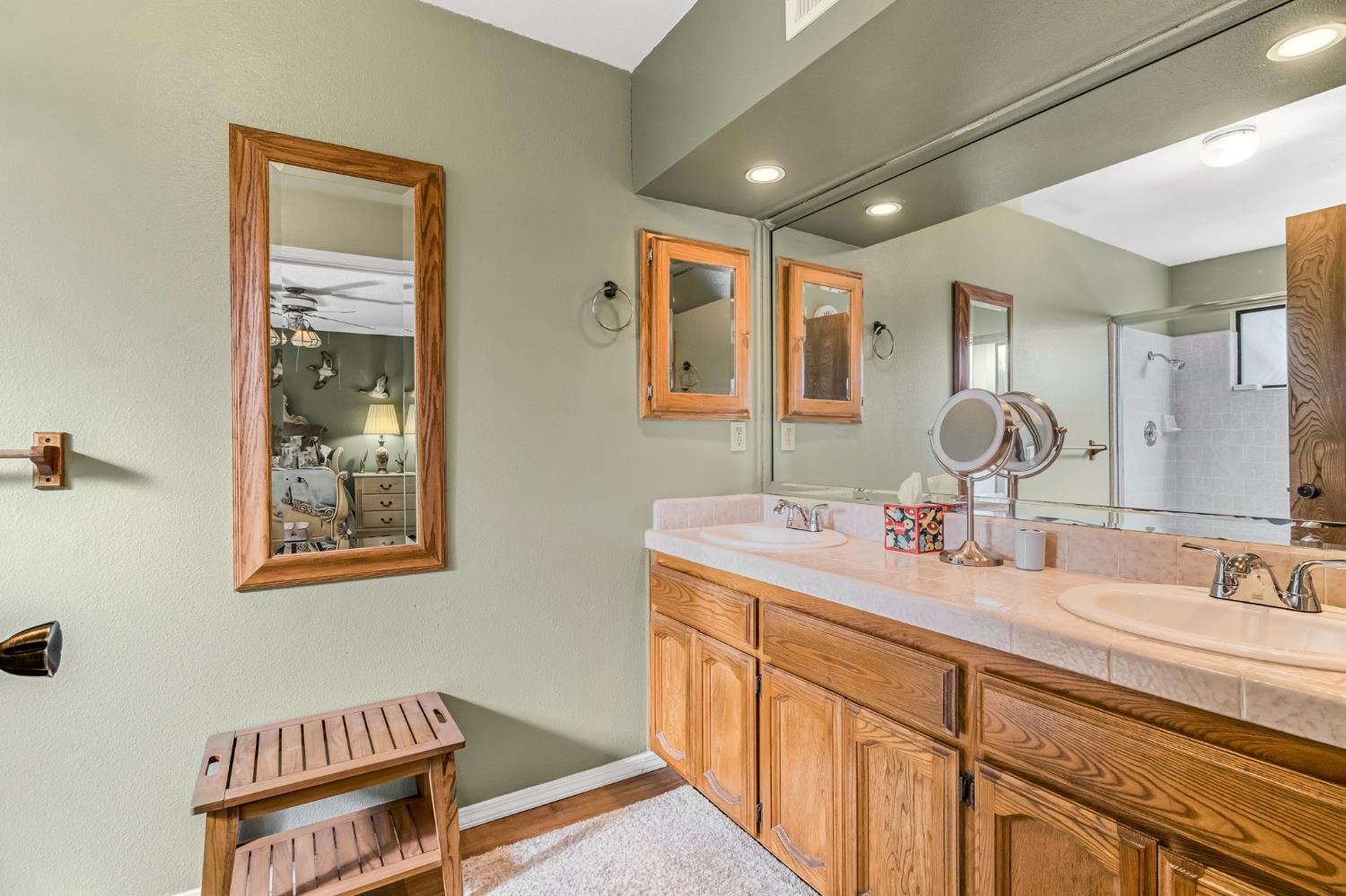 19117 Farallon Rd, Madera, CA 93638