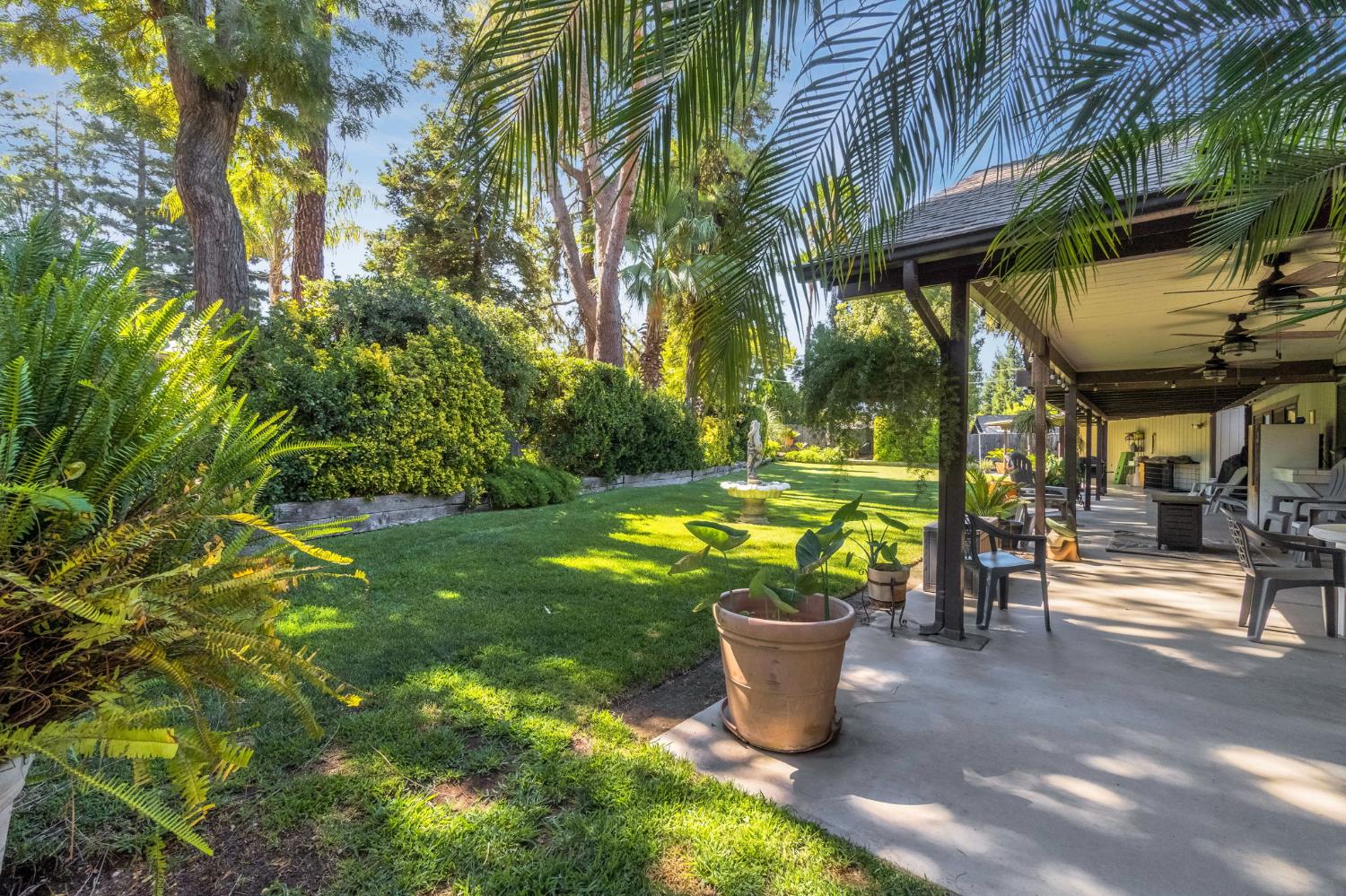 19117 Farallon Rd, Madera, CA 93638