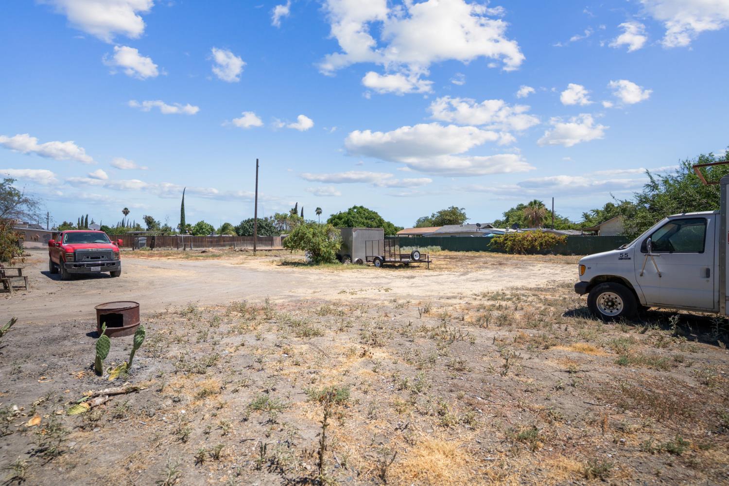 1770 Beehive Dr, Firebaugh, CA 93622