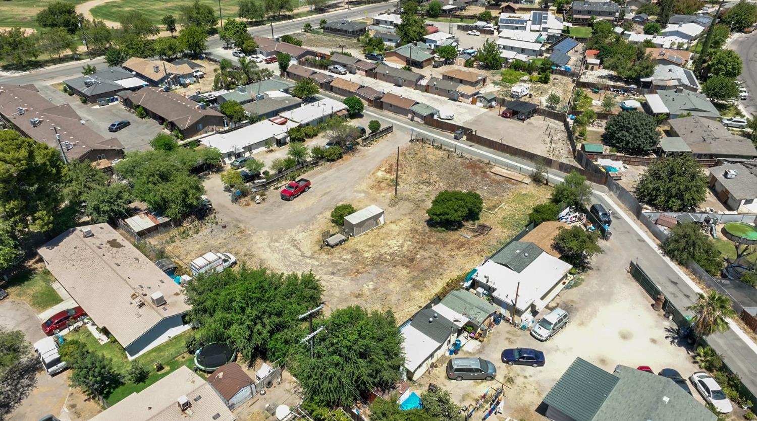 1770 Beehive Dr, Firebaugh, CA 93622