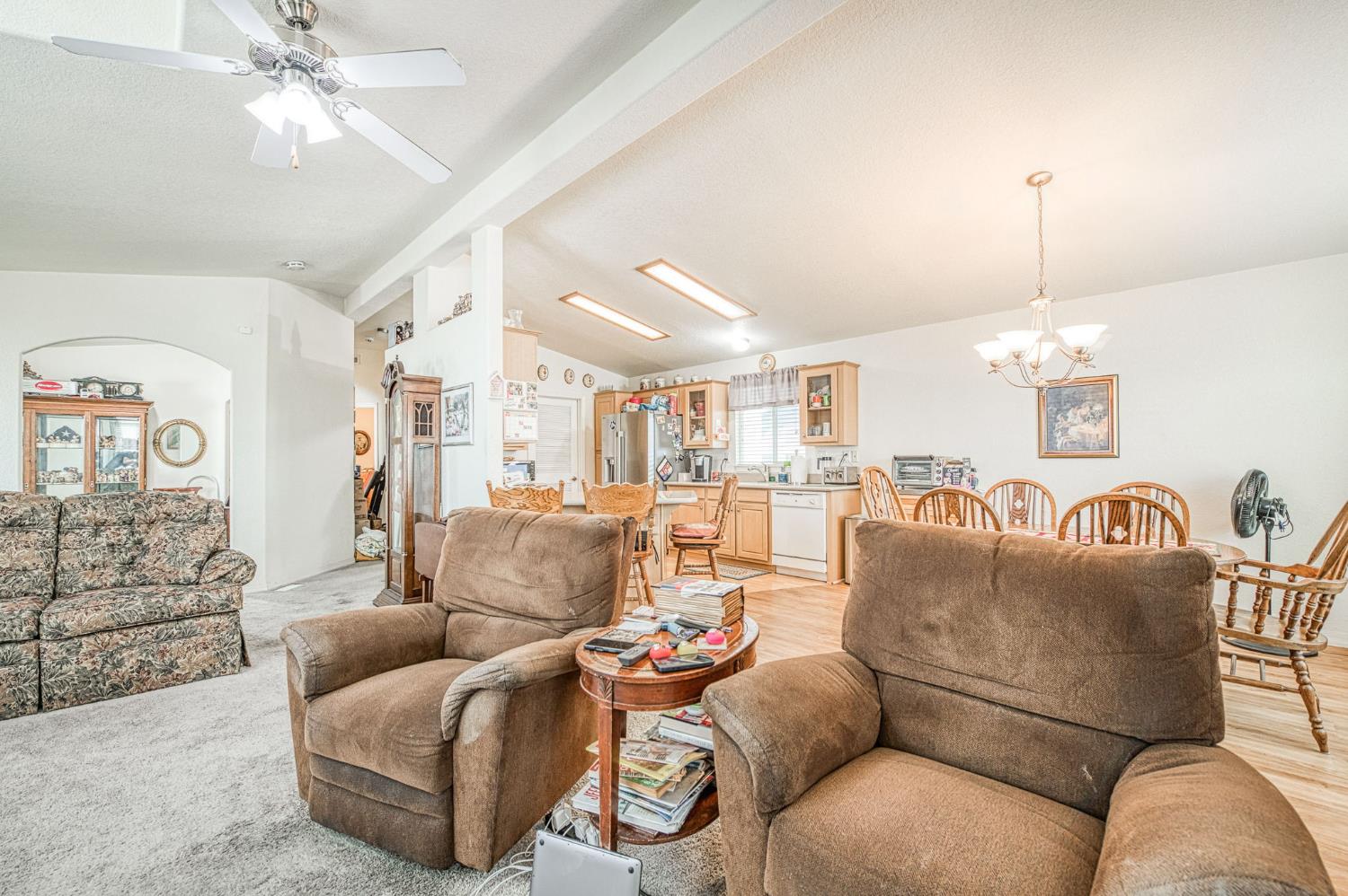1551 6Th Avenue Dr #21, Kingsburg, CA 93631