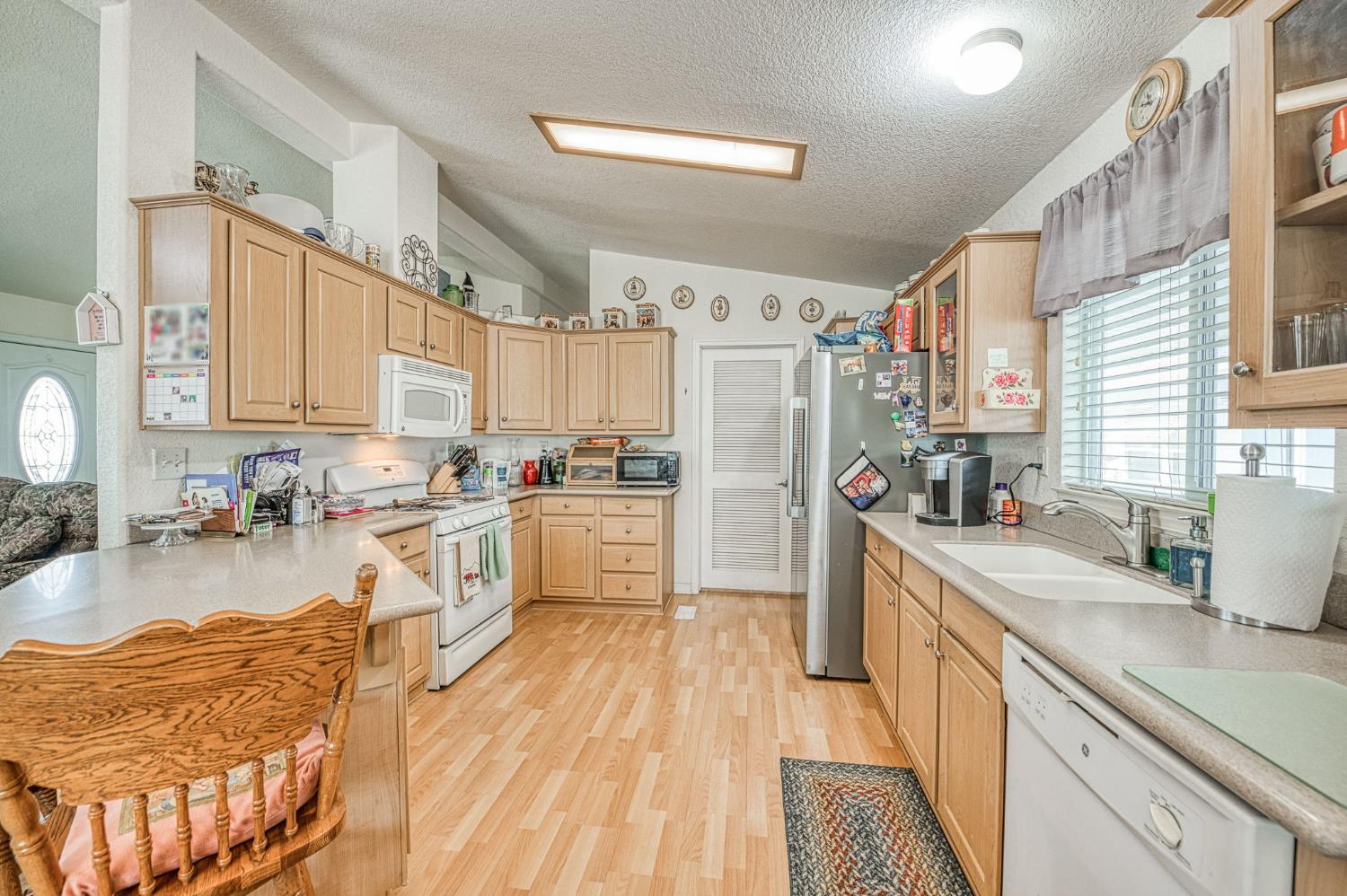 1551 6Th Avenue Dr #21, Kingsburg, CA 93631