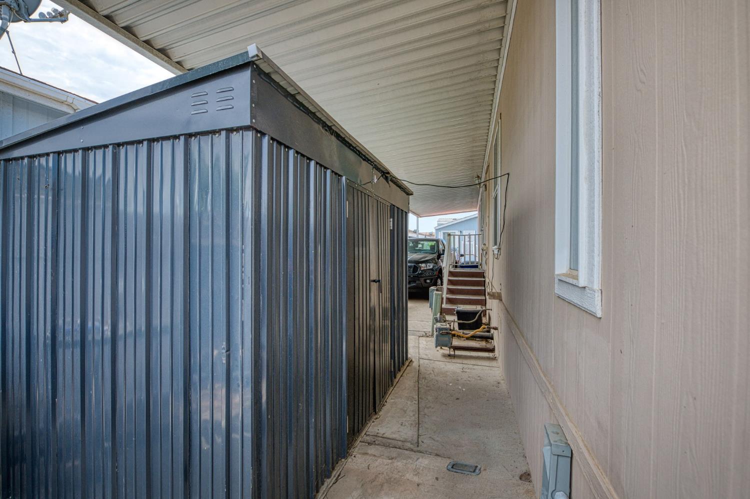 1551 6Th Avenue Dr #21, Kingsburg, CA 93631