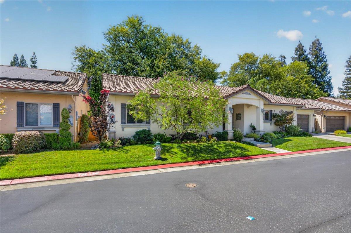 6457 N Warren Ave, Fresno, CA 93711