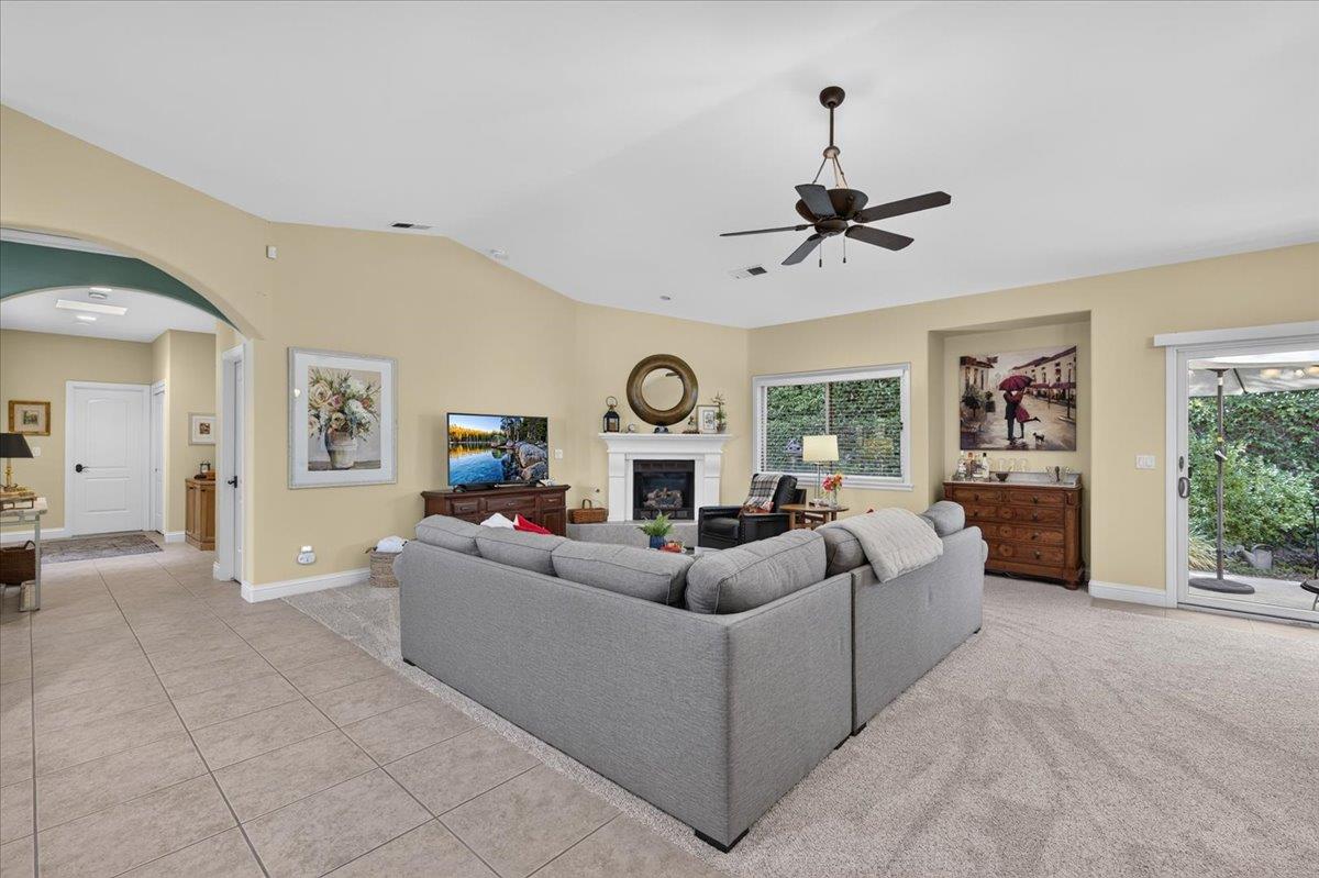 6457 N Warren Ave, Fresno, CA 93711