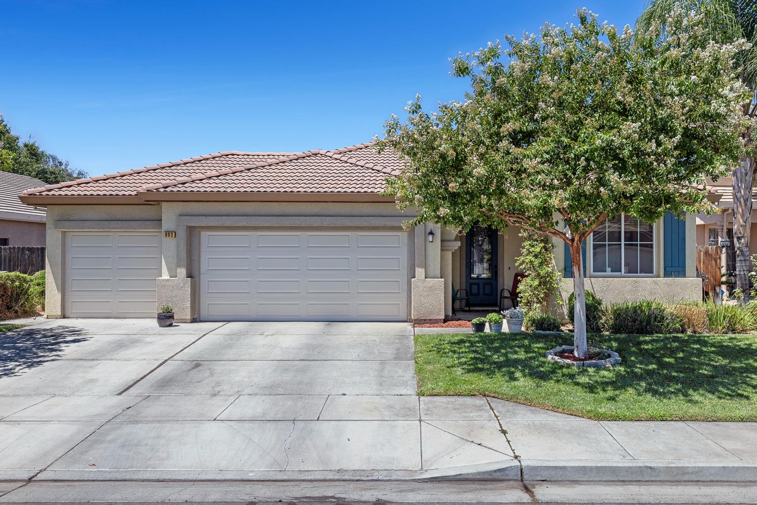 893 Chianti Cir, Coalinga, CA 93210