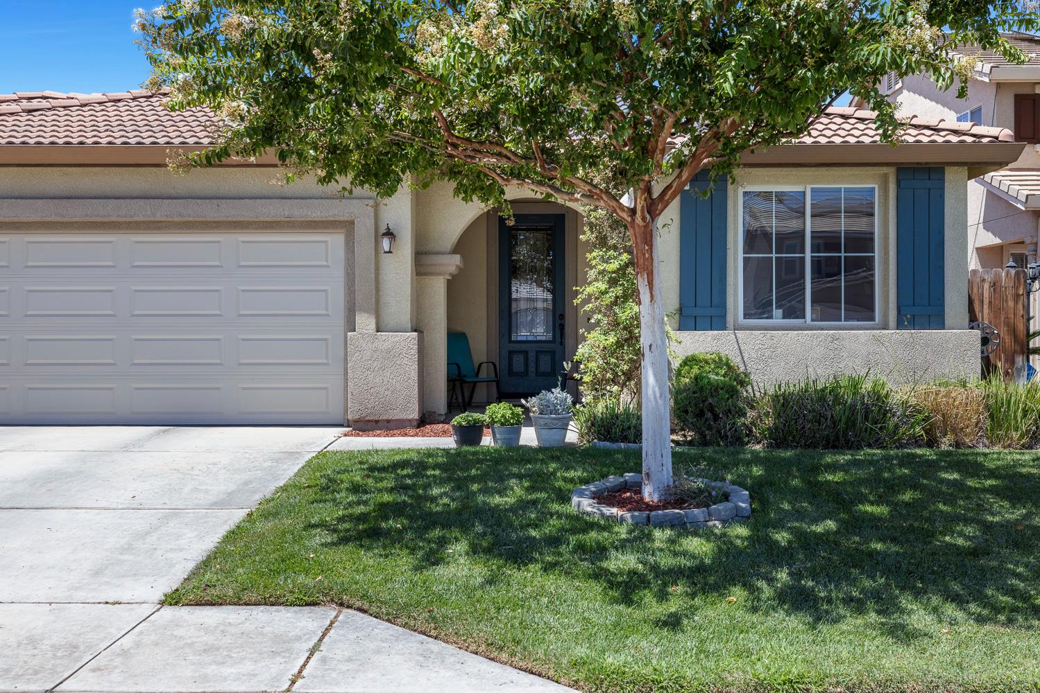 893 Chianti Cir, Coalinga, CA 93210