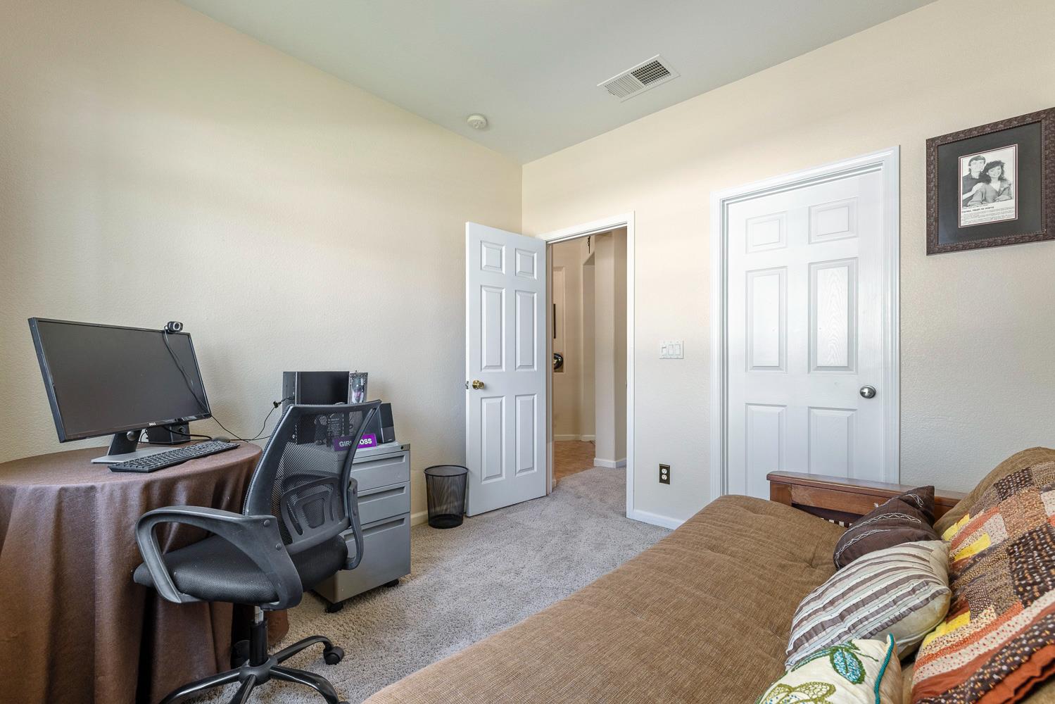 893 Chianti Cir, Coalinga, CA 93210