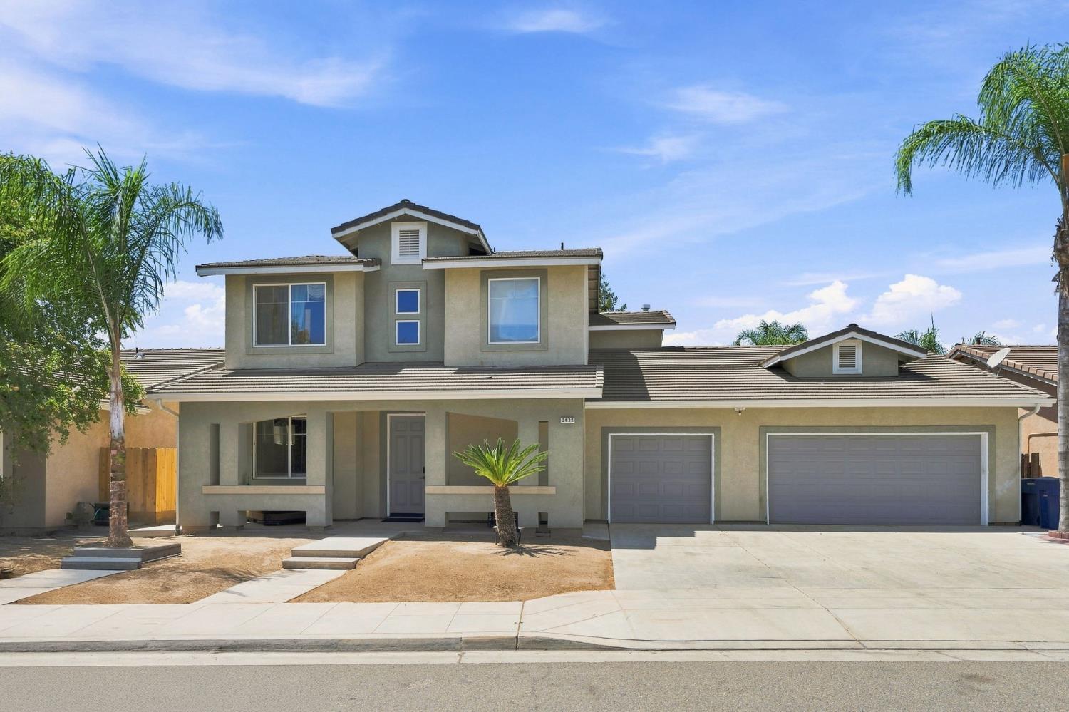 2422 S Duke Ave S, Fresno, CA 93727
