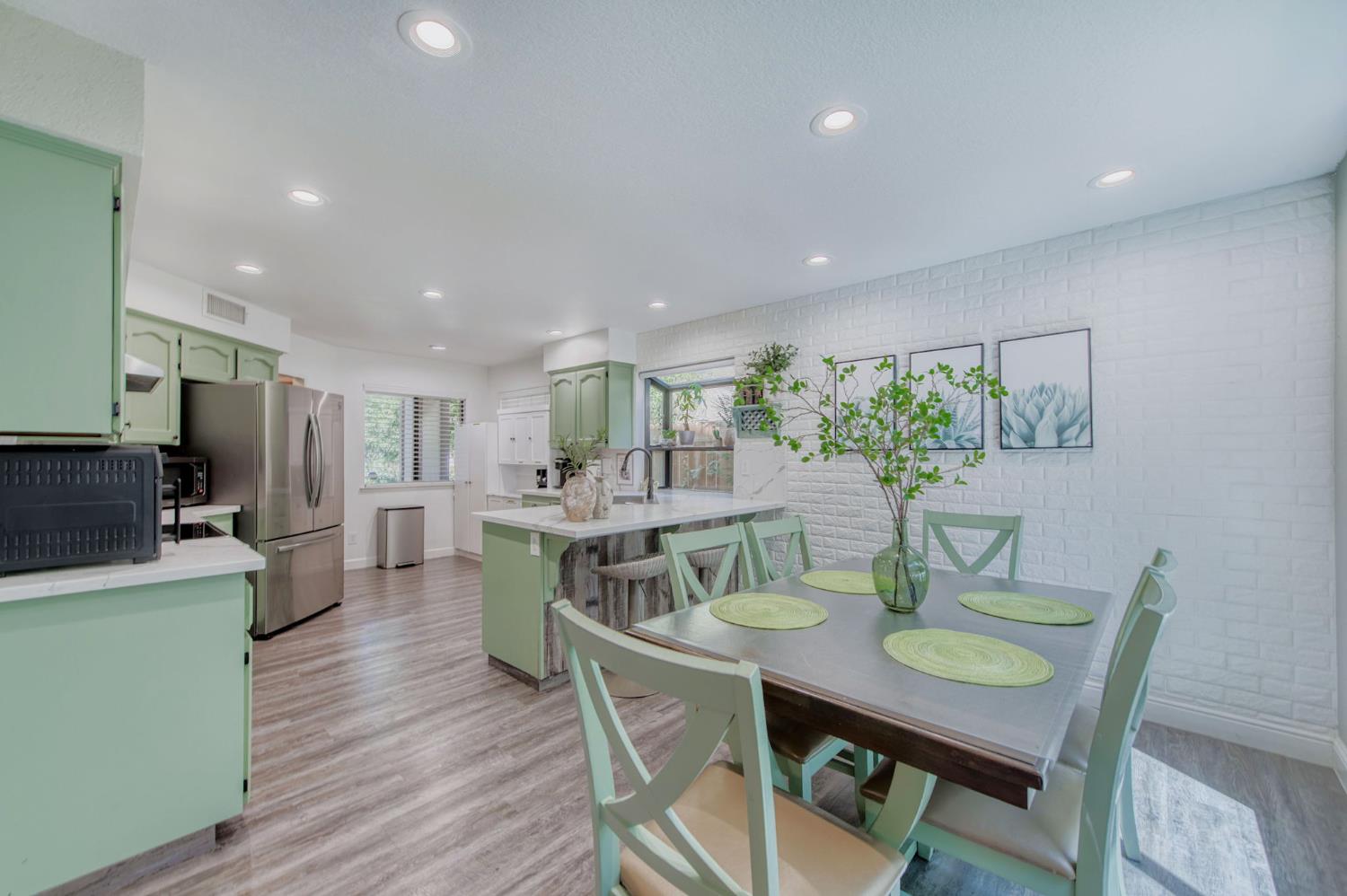 509 E ALLUVIAL #104, Fresno, CA 93720