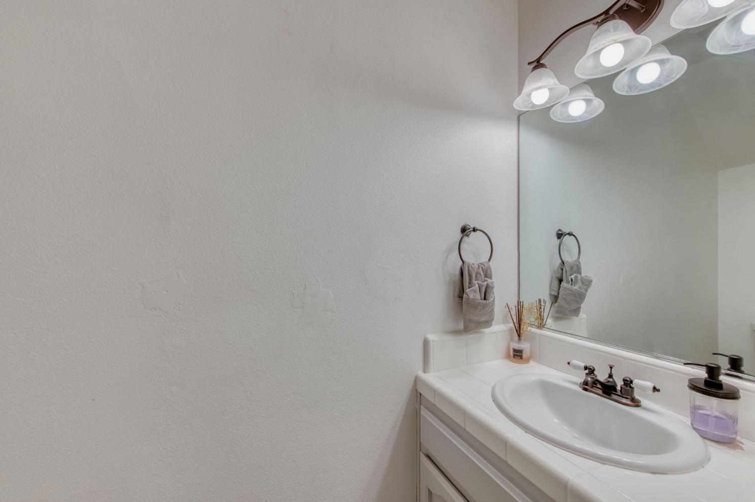 509 E ALLUVIAL #104, Fresno, CA 93720