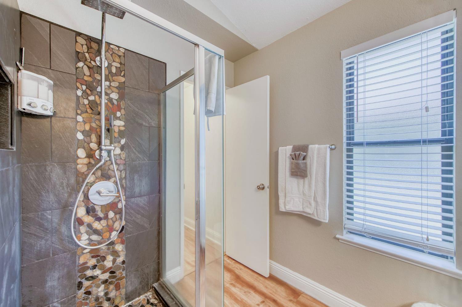 509 E ALLUVIAL #104, Fresno, CA 93720