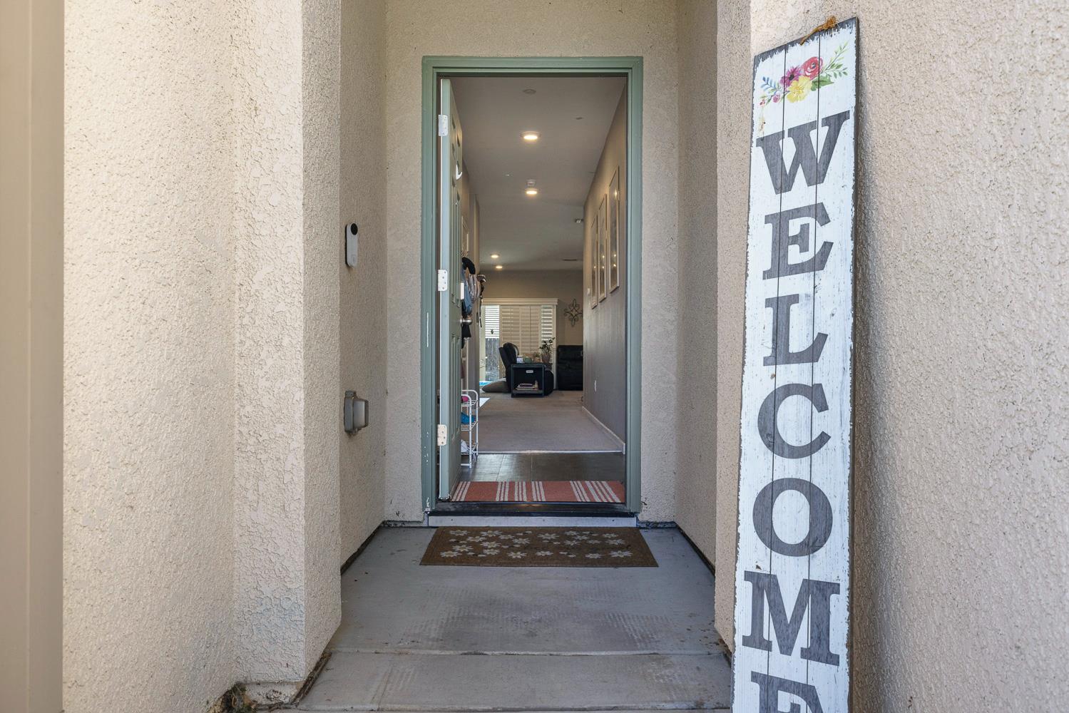 172 Adobe Ct, Coalinga, CA 93210
