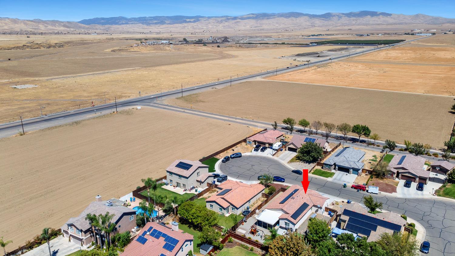 172 Adobe Ct, Coalinga, CA 93210