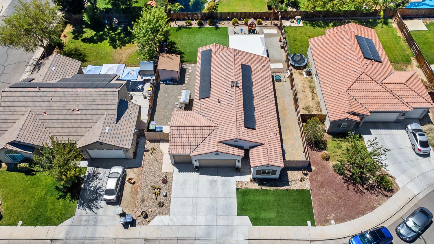 172 Adobe Ct, Coalinga, CA 93210