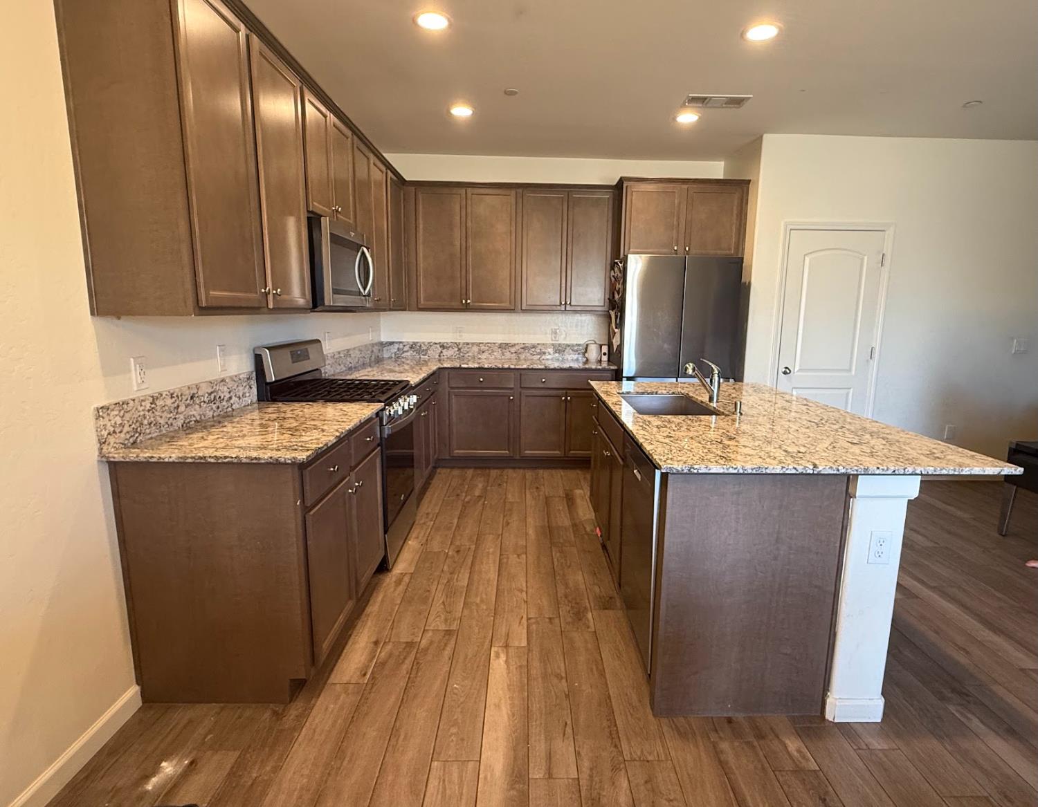 2778 Jasmine Ave, Reedley, CA 93654