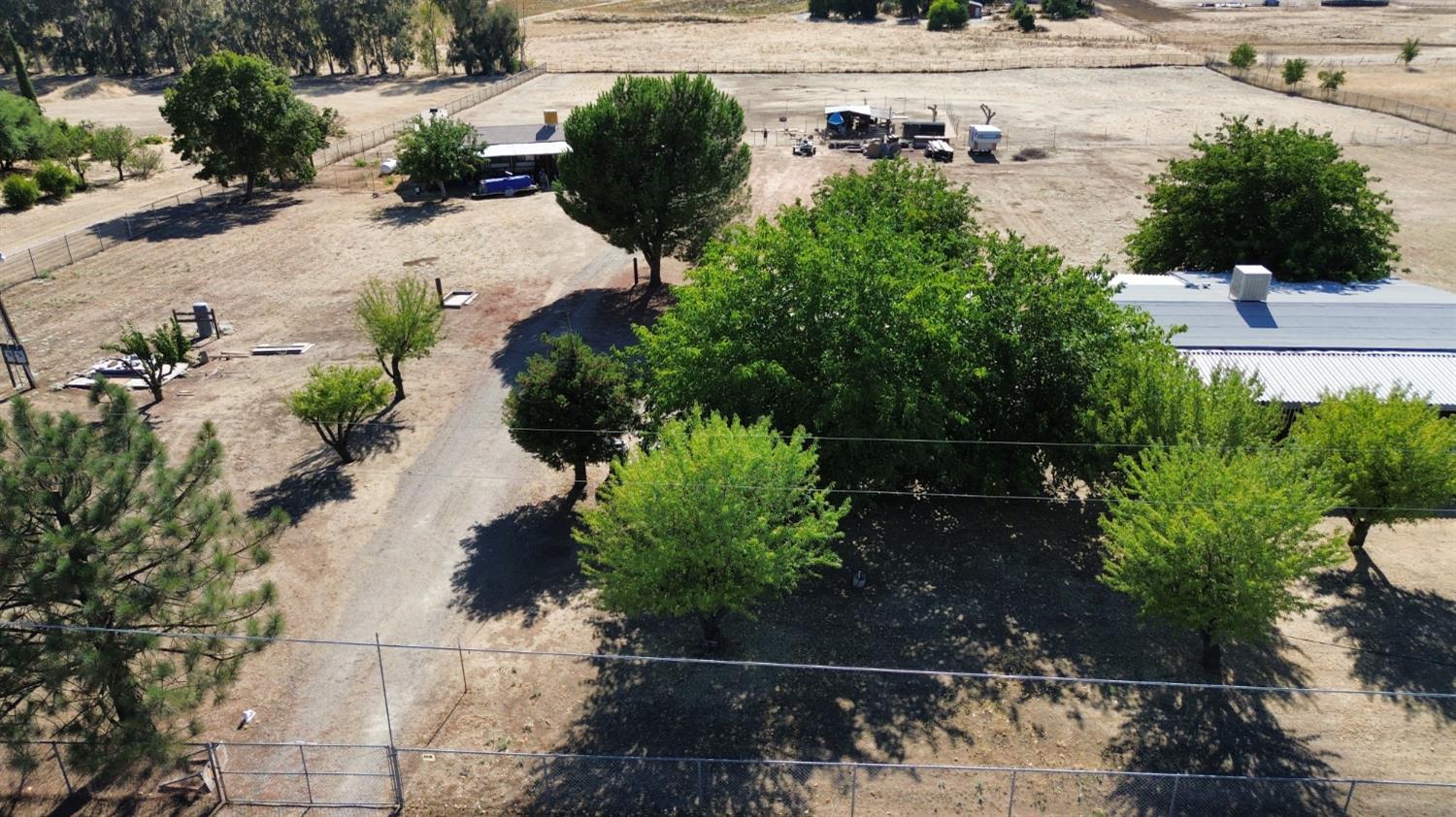 6215 N Bethel Ave, Clovis, CA 93619